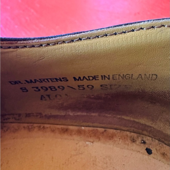 Vintage Dr. Martens Brown Oxfords Classic Lace-Up Design - Picture 4 of 6